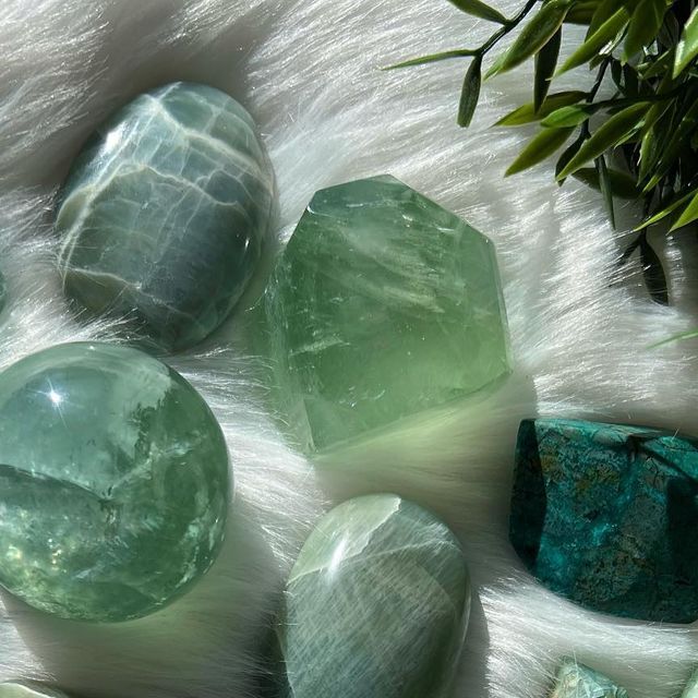 What Are the Benefits of Jade? Harmony & Abundance Explained